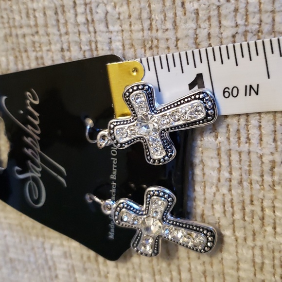 Costume Jewerly Necklace & Earrings - Picture 4 of 10